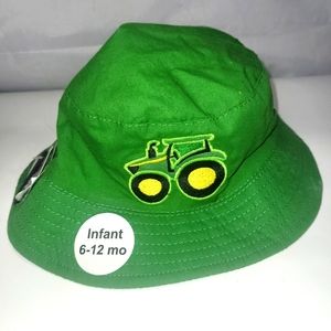 NWT JOHN DEERE Green Bucket/Sun Hat with Tractor Patch